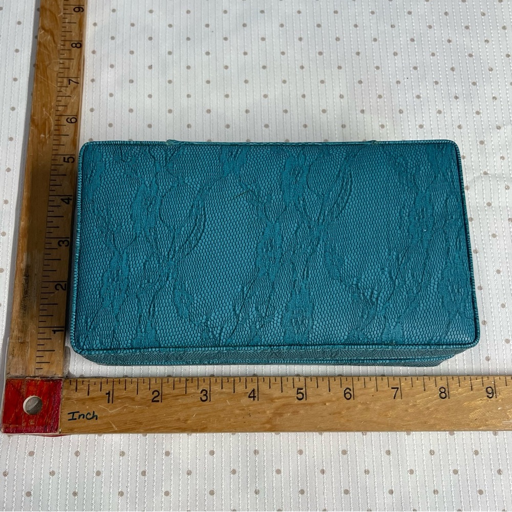 Teal Jewelry Box with Assorted Jewelry - Picture 7 of 7